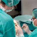 El PP denuncia la ‘emergencia sanitaria’ en la que se encuentra el hospital de Guadalajara con 7.309 pacientes esperando una intervención quirúrgica, la cifra más alta desde que existen registros en 2005, con esperas de más de dos años, y pide a Rojo, Vega y Bellido que den explicaciones