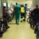 Colapso en las urgencias del hospital universitario de Toledo, dependiente del Sescam: 43 pacientes esperan en los boxes que se les hospitalice