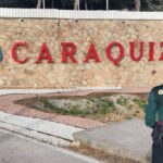Trasladan al hospital de Burgos a un chico de 14 años para tratar de reimplantarle el brazo que le seccionó una cuerda a la que se agarró para evitar caer en una poza de agua en la urbanización Caraquiz, de Uceda (Guadalajara)