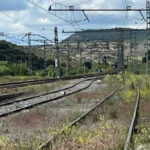 Detenido un hombre con numerosos antecedentes policiales que acababa de sustraer cableado de la catenaria de la estación de tren de Baides (Guadalajara)