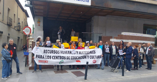 El personal laboral de Educación de la Junta en Guadalajara se ...