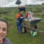 El rap del ganadero de la Sierra Norte de Guadalajara, Carlos Zambrano, ante las ocurrencias de políticos, burócratas y ecologistas para ‘proteger’ el ganado de los ataques de los lobos: un collar virtual que solo te informa dónde está la res, viva o muerta