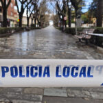 El Ayuntamiento de Guadalajara cierra parques y zonas arboladas este jueves 5 de febrero ante el aviso amarillo por fuertes vientos y limita el acceso al parque fluvial del Henares por la crecida del cauce