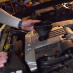 Por qué cada vez más conductores posponen el mantenimiento del coche (y qué consecuencias tiene)