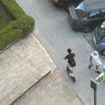 El ciudadano de a pie pregunta: ‘¿El Ayuntamiento de Guadalajara y su Policía Local van a garantizar de una vez la vida e integridad física de los vecinos frente a los que convierten las aceras en una pista de carreras a bordo de sus patinetes eléctricos?’
